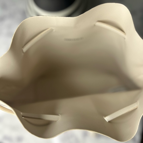 Forever 21 Cream Bucket Crossbody Bag - Picture 9 of 10